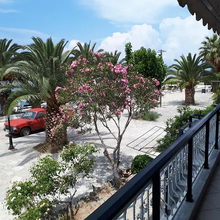 Popi 's * Skála Sotíros